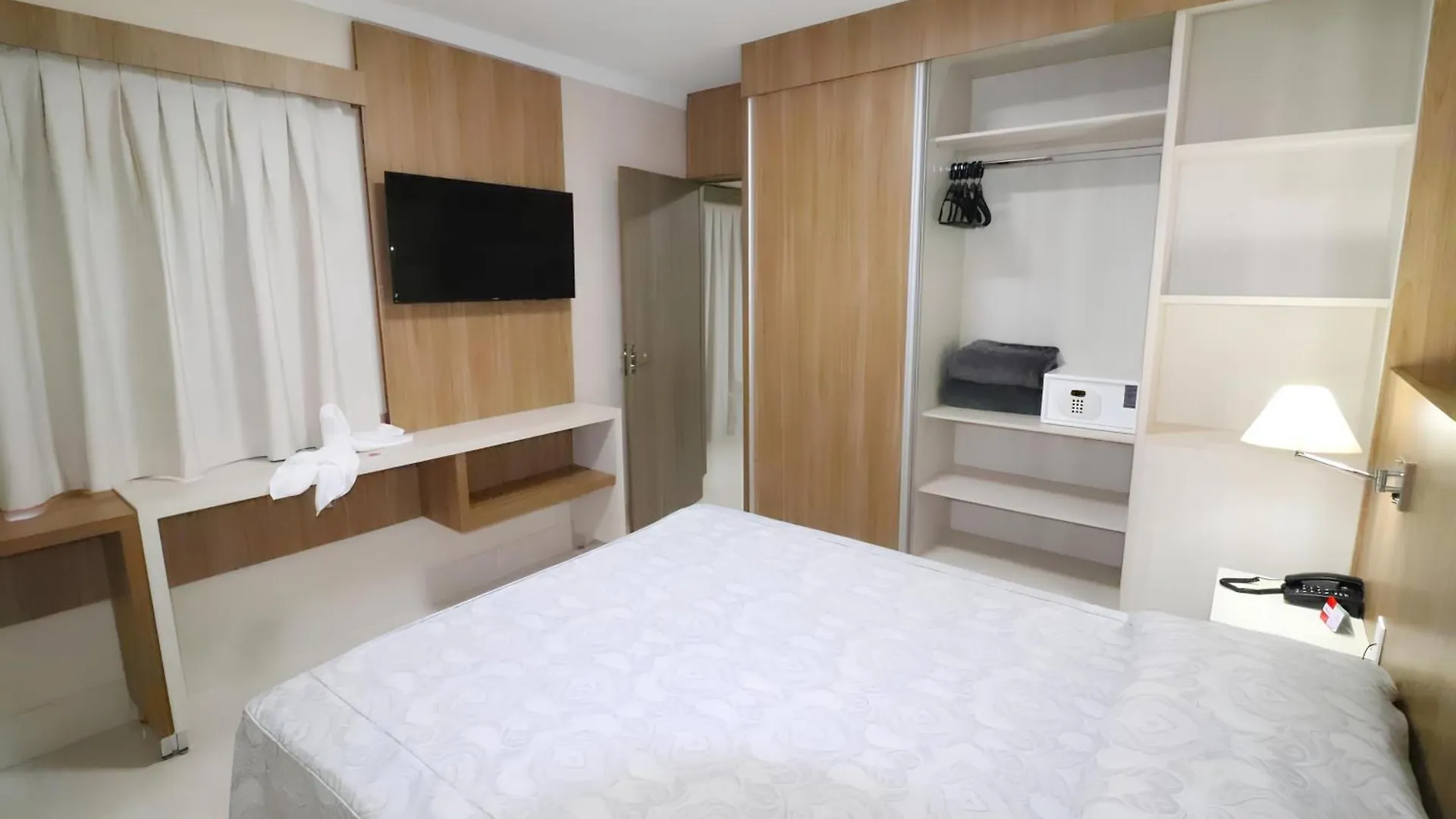 Piazza Diroma - Com Acesso Gratuito Ao Diroma Acqua Park 0*, Caldas Novas Brasilien